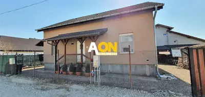 Casa D+P+M, 6 camere, 300 mp teren, zona Arex