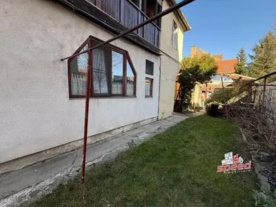 De vânzare casă curte comună în Mureș - Semicentral