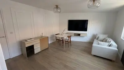 Centrul - Apartament Pe 2 Niveluri - 70 mp Utili - Clima