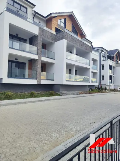 Apartament 2 camere , spatios, decomandat , terasa , zona Ind Vest