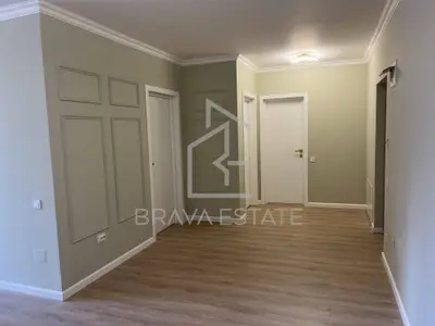 Apartament 3 camere, 60 mp, terasă 14 mp, garaj subteran, Eroilor Residence