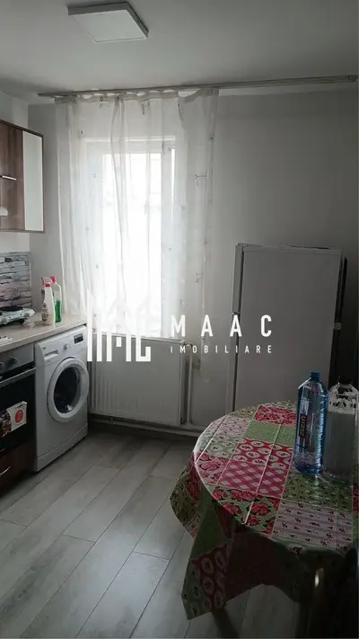 Garsoniera de vanzare zona dovali