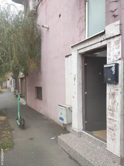 Vând casă vilă renovabilă Băneasa
