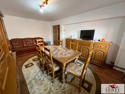 Apartament trei camere de inchiriat in Aiud