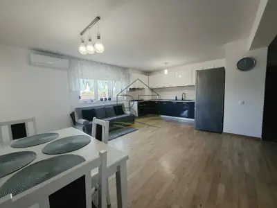 Apartament 3 camere de închiriat in Lazaret