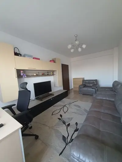 Ag BRASADAS închiriază ap 2 cam Tineretului Carol City Parc.