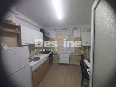 APARTAMENT CU 2 CAMERE, PARTER DIN 4 ETAJE,  ZONA CENTRALA