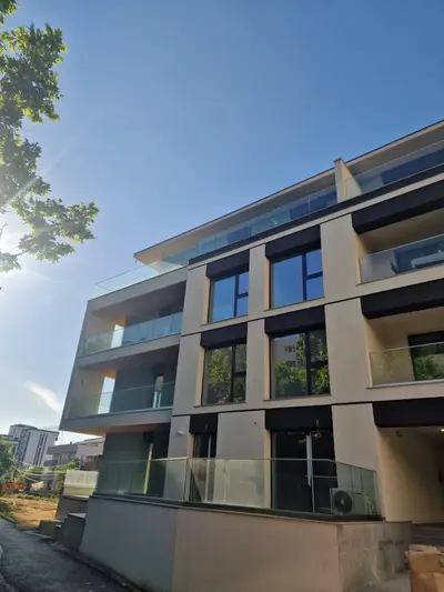 Penthouse la 3 minute de Metrou Mihai Bravu