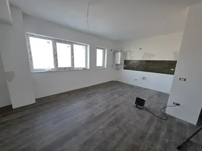 Apartament 2 camere, Zona Burdujeni sat
