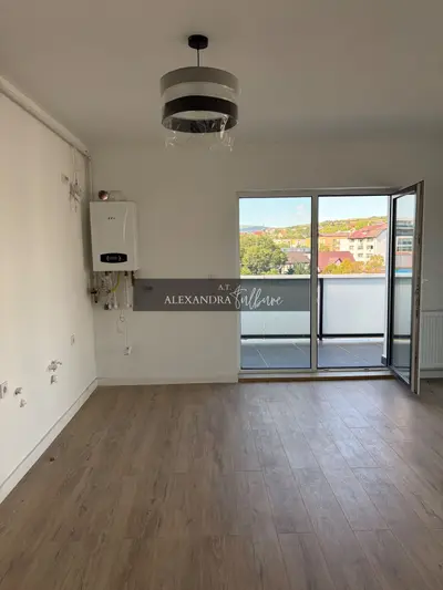 Apartament spatios | 102 mp | 3 dormitoare | parcare | C. Baciului