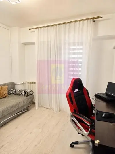Apartament 3 camere, mobilat - Unirii,