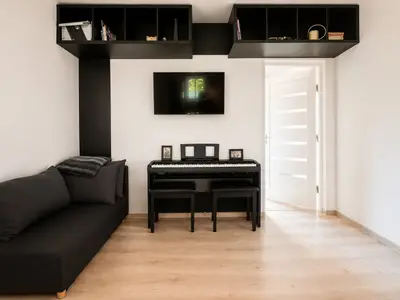 Apartament 4 camere în vilă – Zamca, str. Narciselor | Etaj 1, intrare separată
