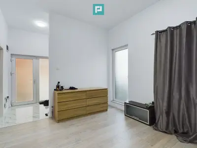 Apartament cu 8 locuri de parcare in Giroc