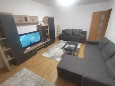 Apartament 2 camere Rovine