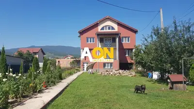 CASA 16 CAMERE 1400 MP TEREN