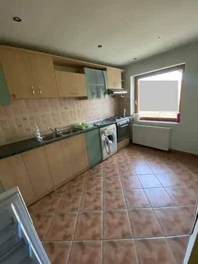 Casa 5 camere, Zona Burdujeni sat