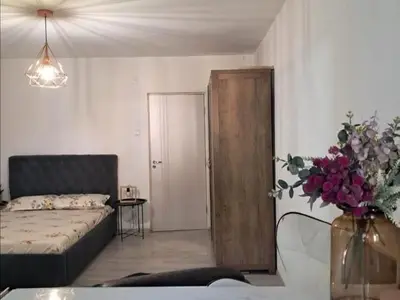 Garsoniera de vanzare- Cartier Brazda lui Novac, Craiova