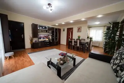 Apartament construcție nouă, tip vilă, cart. Bradet