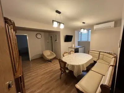 Apartament spațios cu 3 camere – tip vilă, str. Gheorghe Doja