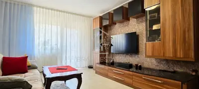 Apartament decomandat cu 4 camere în Plopilor, finisat modern