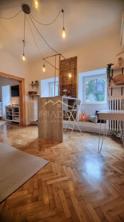 Apartament 2 camere în vilă| Zonă ultra-centrală lângă Cișmigiu - Parcul Operei