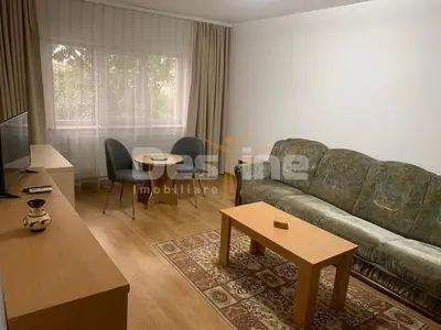 Inchiriez apartament 2 camere, zona Trocadero