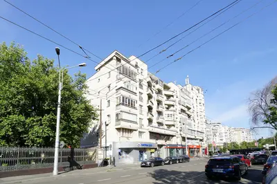 Spatiul comercial 100 mpu str.Sf Vineri colt cu B-dul Corneliu Coposu