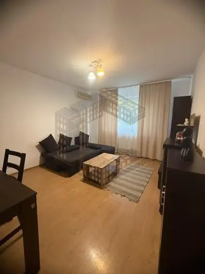 Apartament 2 camere, semidecomandat, centrala, de vanzare