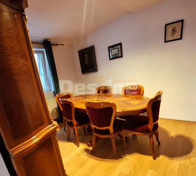 Apartament 3 camere – Splaiul Unirii Apartament cu 3 camere situat în