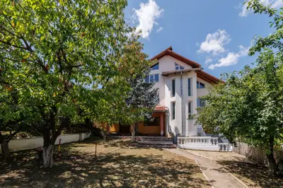 Proprietate multifunctionala | Doua cladiri | 581 mp | Pitesti