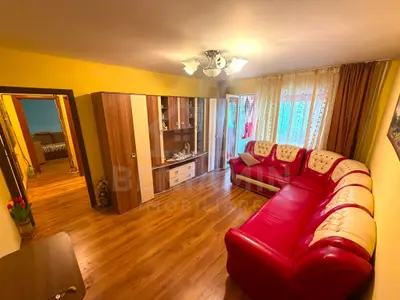 Apartament cu 3 camere - Craiovita Noua - etaj intermediar