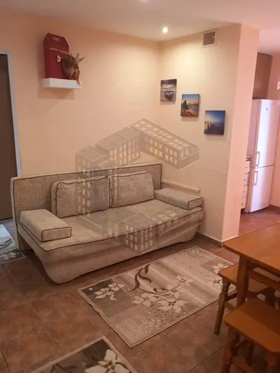 Apartament cu 2 camere, decomandat, de vanzare, zona Aradului