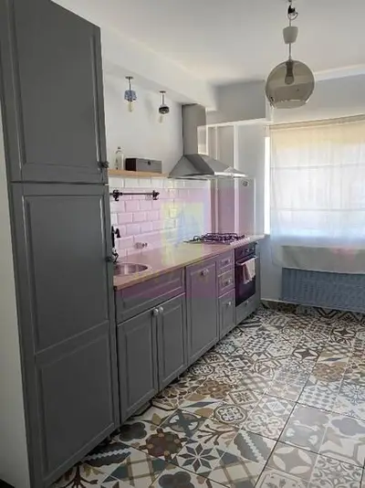 Apartament 4 camere Bd Uverturii Militari