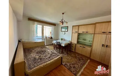 De vânzare apartament cu 3 camere în Tg Mureș - Unirii