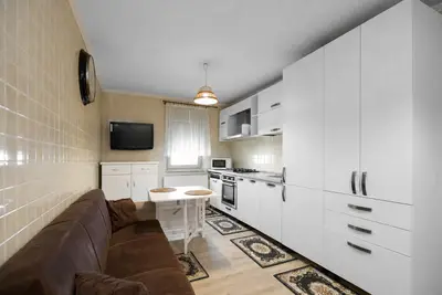 Apartament 3 Camere - Mobilat și Utilat - Parcare – Exercițiu