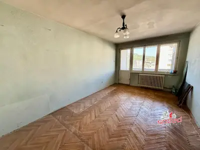 De vânzare apartament cu 3 camere în Tg Mureș - Tudor