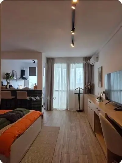 Garsonieră 31 mp, COMPLET RENOVATĂ, finisaje premium, vedere panoramică
