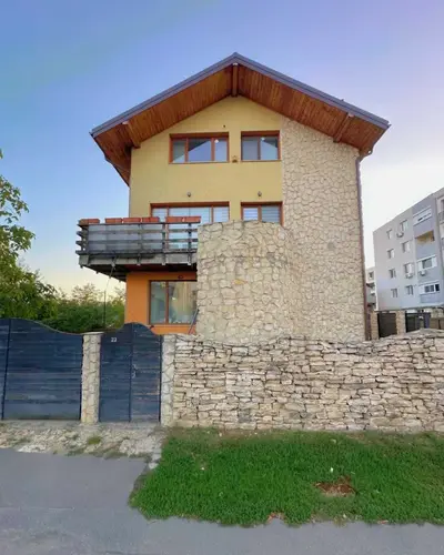 Vilă în Nordul Bucureștiului
