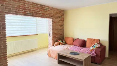 Apartament renovat cu 3 camere și 2 băi, 63 mp – zona Dâmbovița