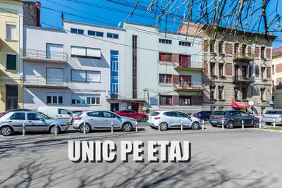 REZERVAT | Etaj întreg la doi pași de Malul Mureșului