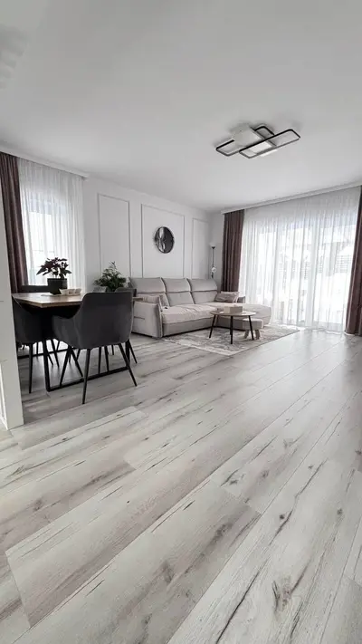 Casă tip duplex P+E, ultrafinisată, mobilată – Cartier Brădet