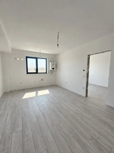 Apartament 3 camere, 62 mp- Magnolia, zona Metro- Craiova