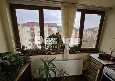 Apartament 3 camere, 80 mp, Bd. Sudului – Zona Soarelui