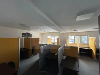 Etaj 2 clădire de birouri de închiriat – Sector 4, zona Piața Progresul
