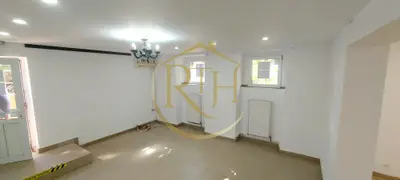 Se inchiriaza spatiu comercial situat in apropiere de Piata 700 si Piata Unirii