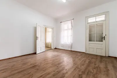 Apartament 2 camere Str. Lucian Blaga, clădire în renovare completa