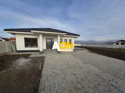 Casa 4 Camere, Teren 1000 mp, Zona Micesti, Toate Utilitatile