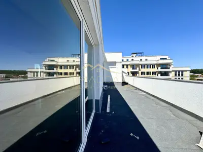 Duplex cu 4 Camere *211mp* Mobilat Complet/ 1 parking / Erou Iancu Nicolae