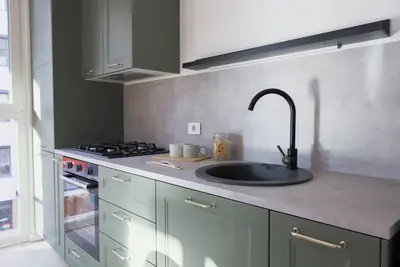Apartament cu 2 camere NOU, finisat cu Chirias inclus