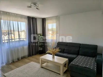 Apartament cu 2 camere decomandat, loc de parcare,  Tractorul - Coresi
